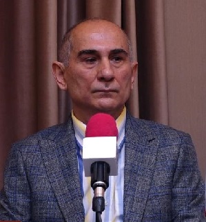دکتر همایون اسدی